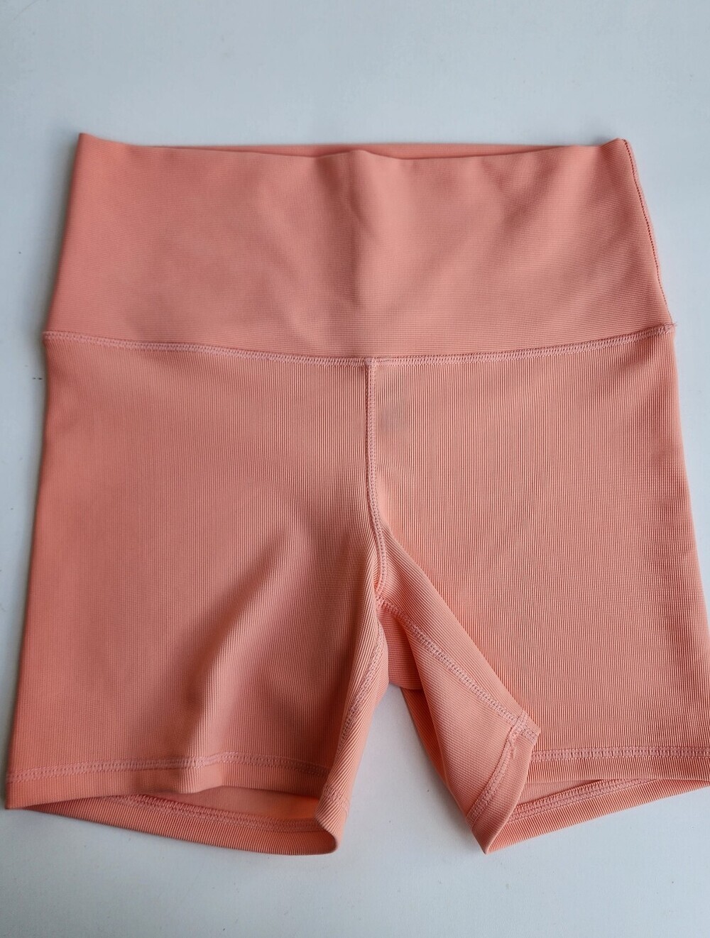 Kyodan High Waist Mid Rise Fitted Athletic Shorts/Tights Women 5" Coral Orange M